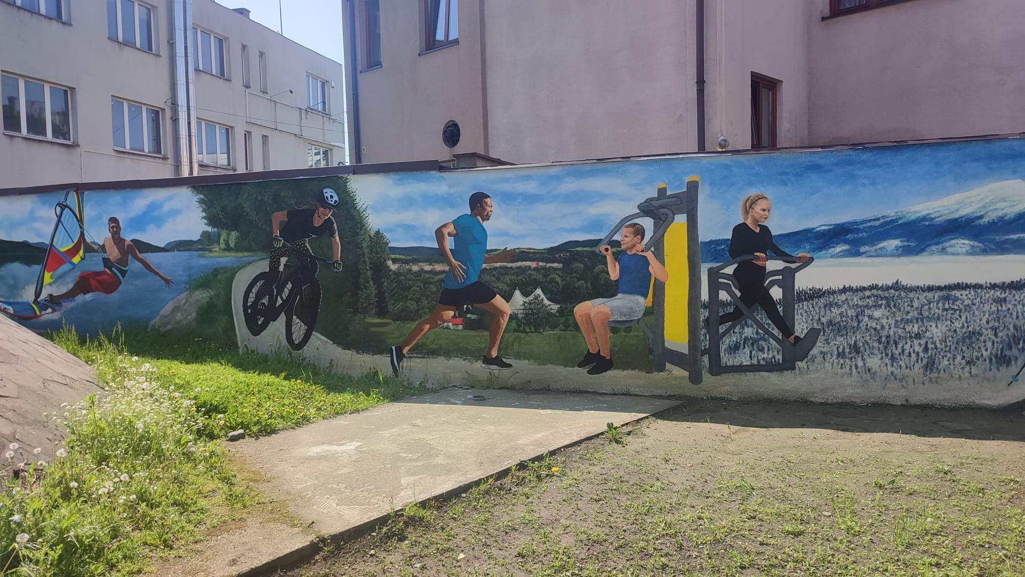 Mural przy ul. Dworcowej w Żywcu po realizacji